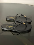 Chanel Classic CC Thong Sandals – Black / Gold