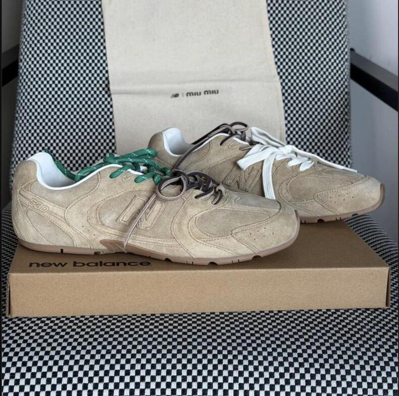 Miu Miu x New Balance 530 SL Suede Sneakers – Beige / Ecru