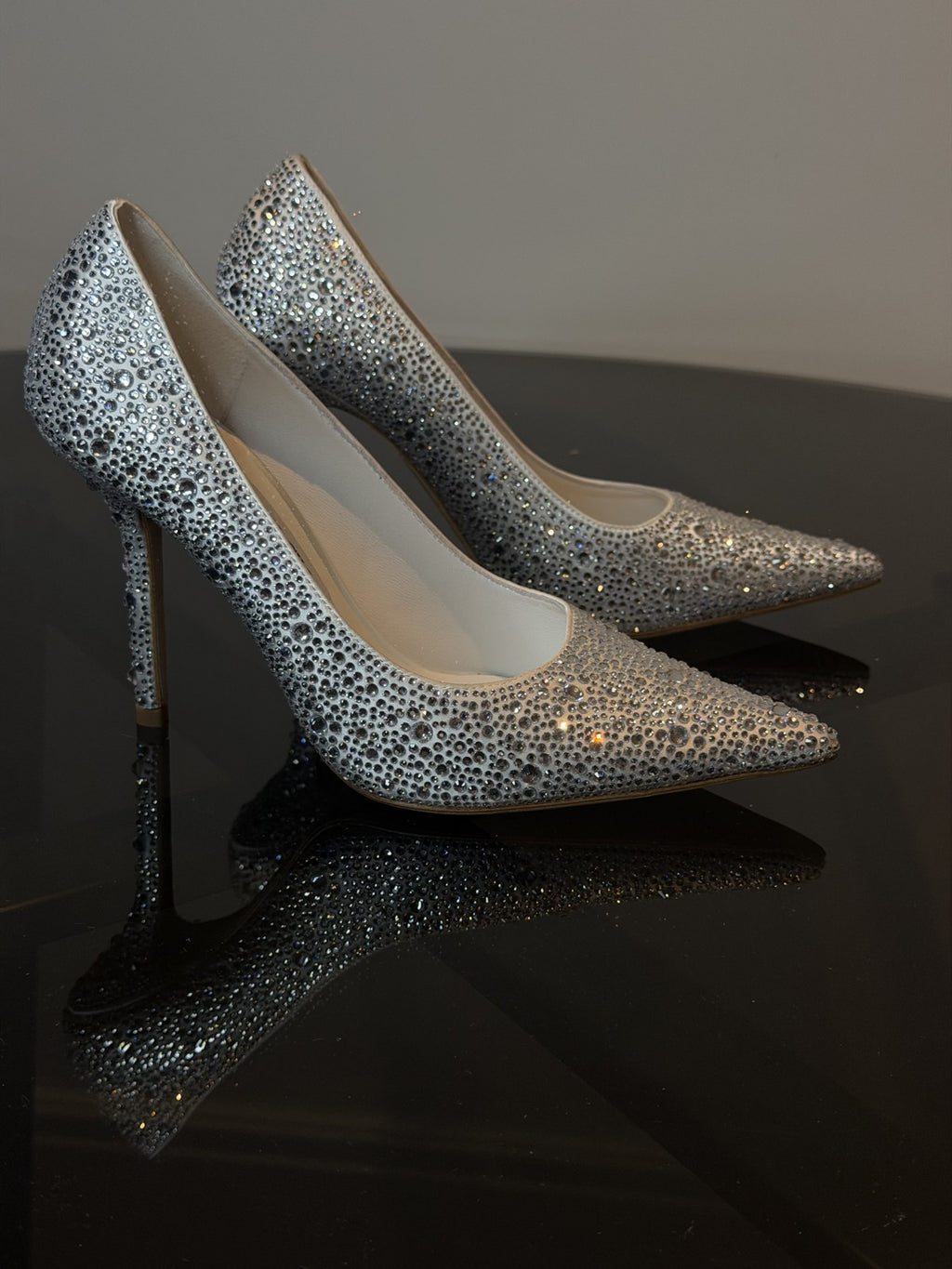 Jimmy Choo Romy Crystal-Embellished Pumps – Silver