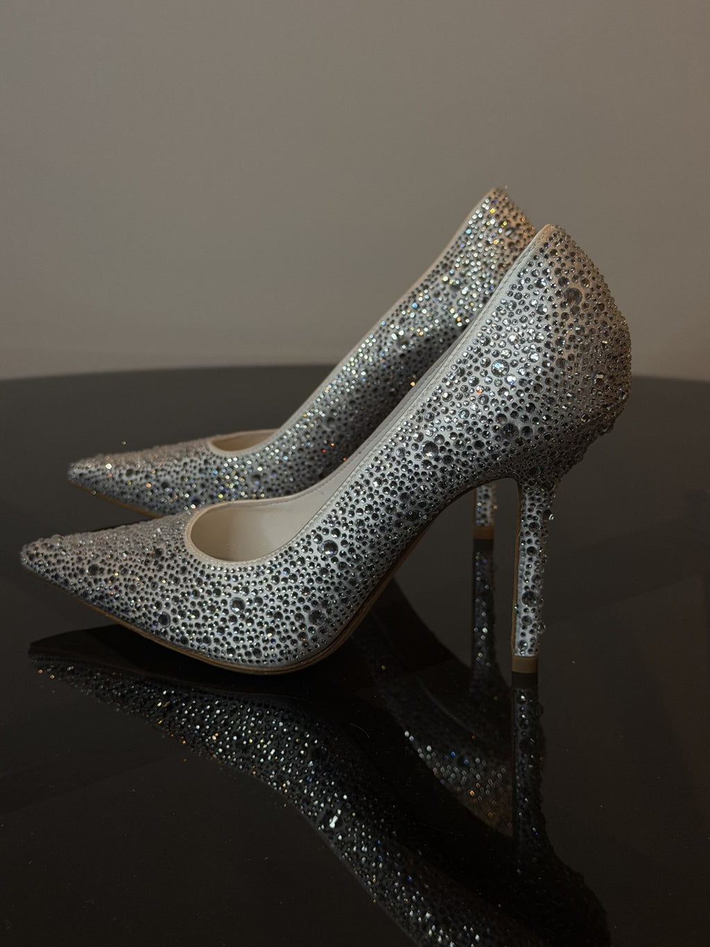 Jimmy Choo Romy Crystal-Embellished Pumps – Silver