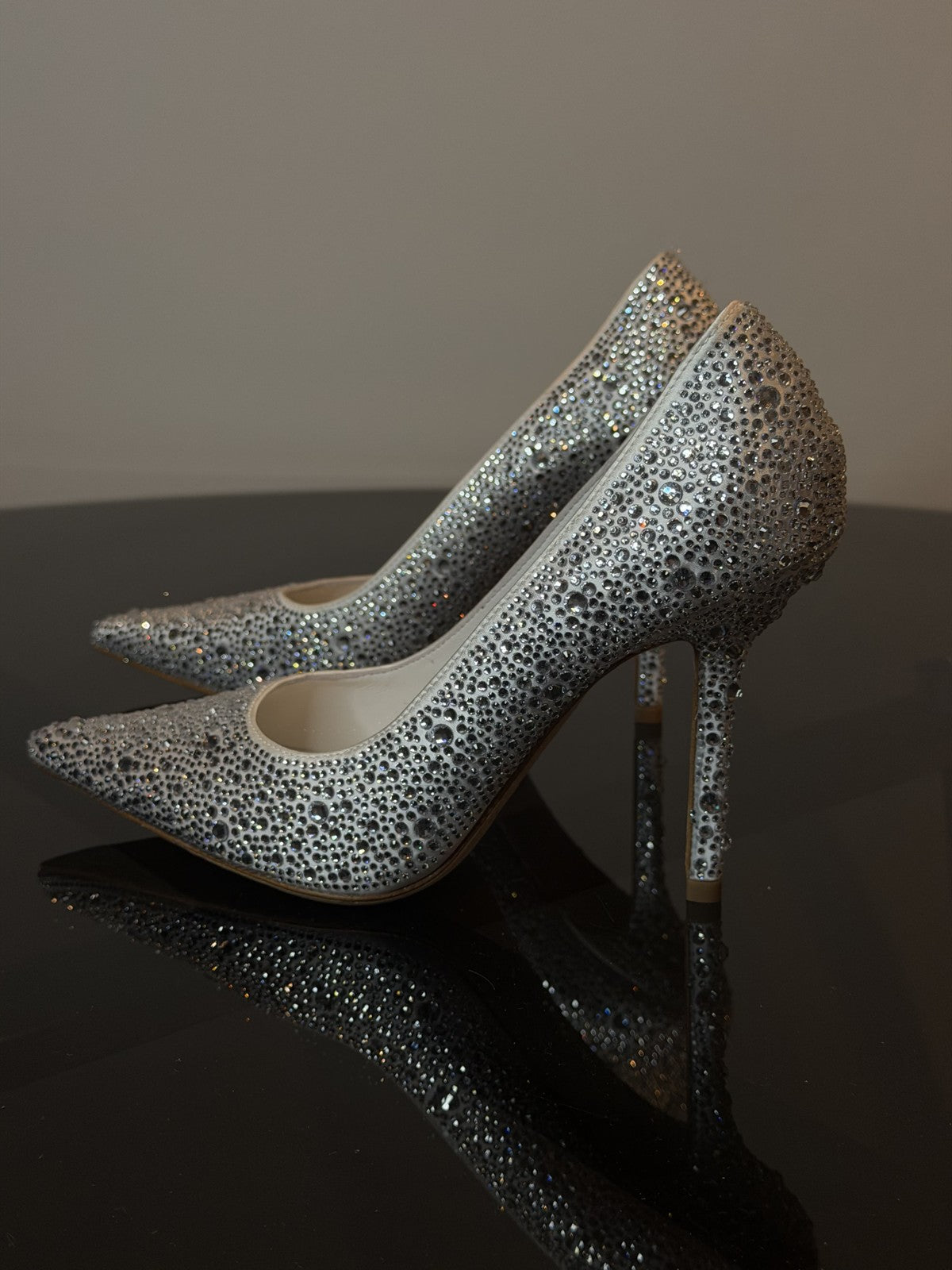 Jimmy Choo Romy Crystal-Embellished Pumps – Silver