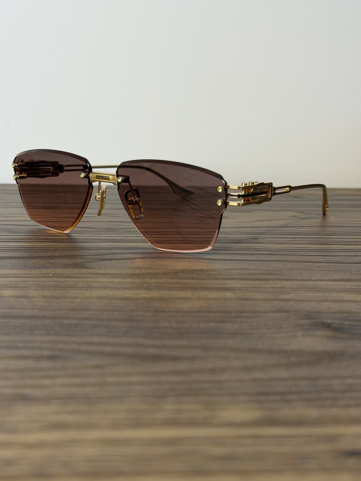 DITA Rimless Sunglasses – Brown / Pink Gradient
