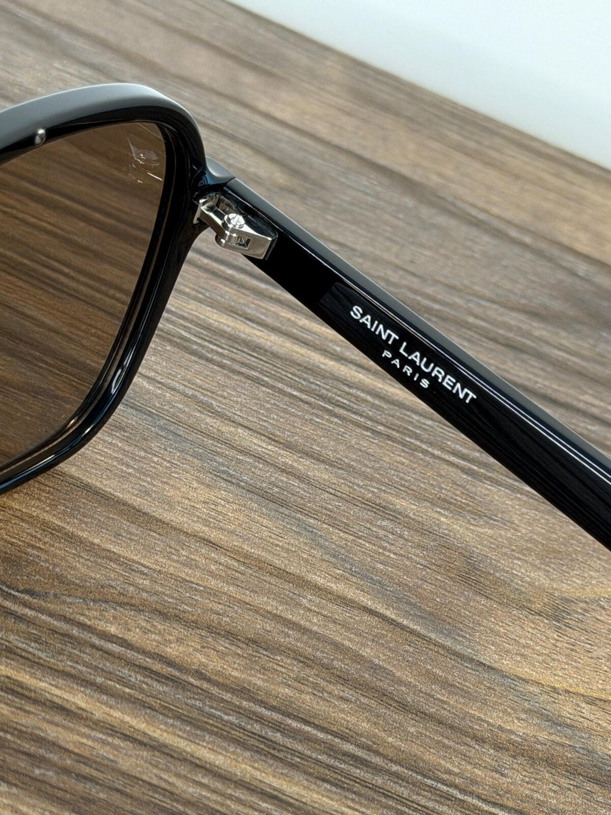Saint Laurent SL545 Sunglasses – Black / Brown