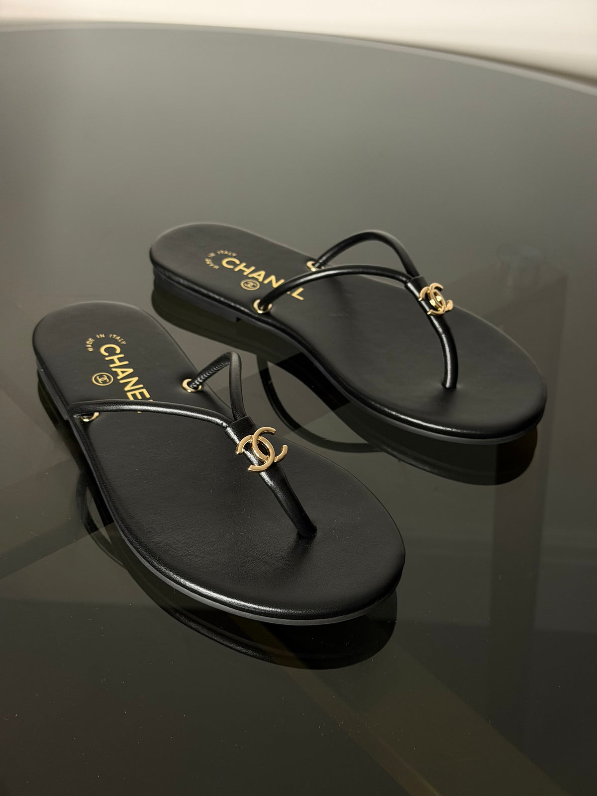 Chanel Classic CC Thong Sandals – Black / Gold