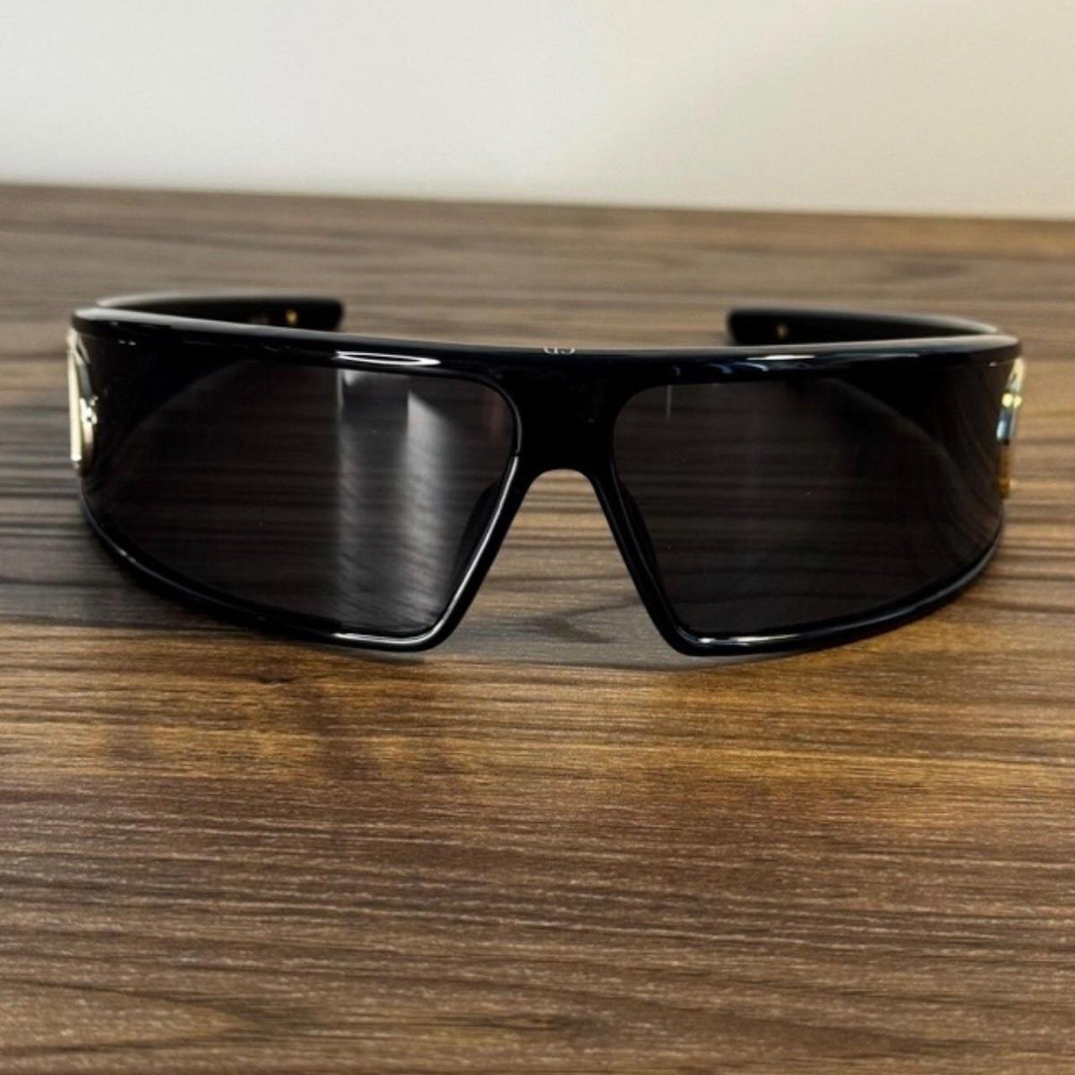 Dior VeryDior M1U Shield Sunglasses – Black