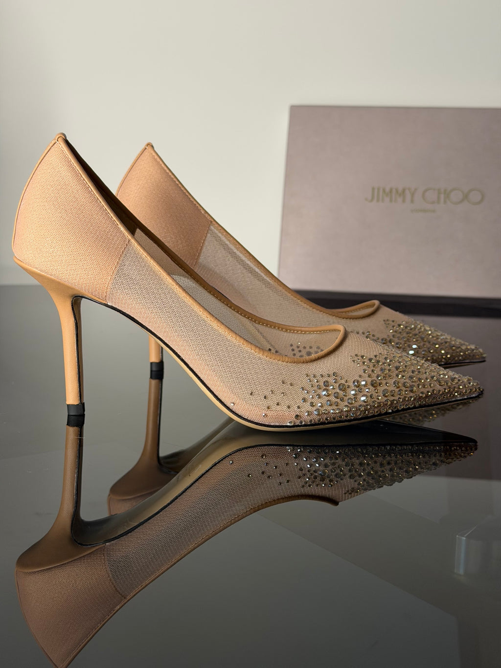 Jimmy Choo Crystal-Embellished Pointed-Toe Pumps – Nude