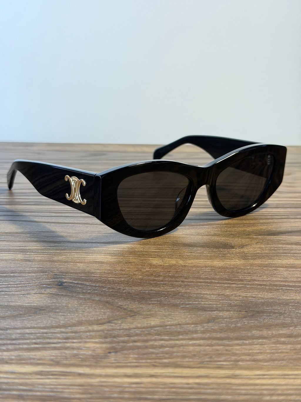 Celine CL40194U Sunglasses – Black / Dark Grey Lenses