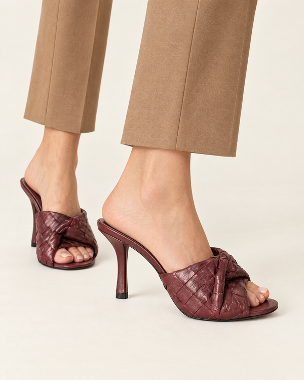 Bottega Veneta Intrecciato Leather Mules – Burgundy