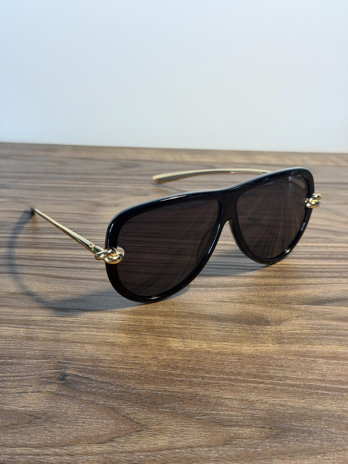 Bottega Veneta BV1442S Aviator Sunglasses – Black / Dark Grey