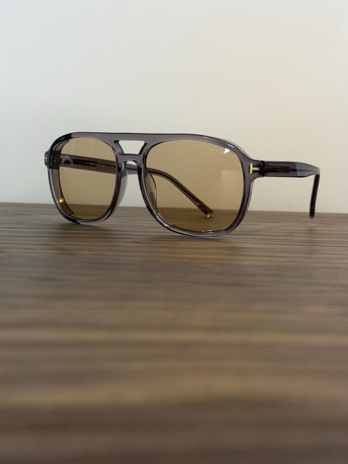 Tom Ford Rosco FT1022 Aviator Sunglasses – Smoky grey / Light Brown