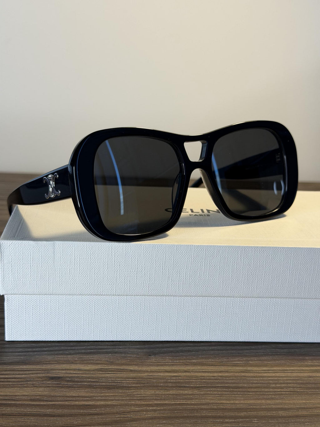 Celine CL40331U Triomphe Sunglasses – Black / Silver Triomphe Logo