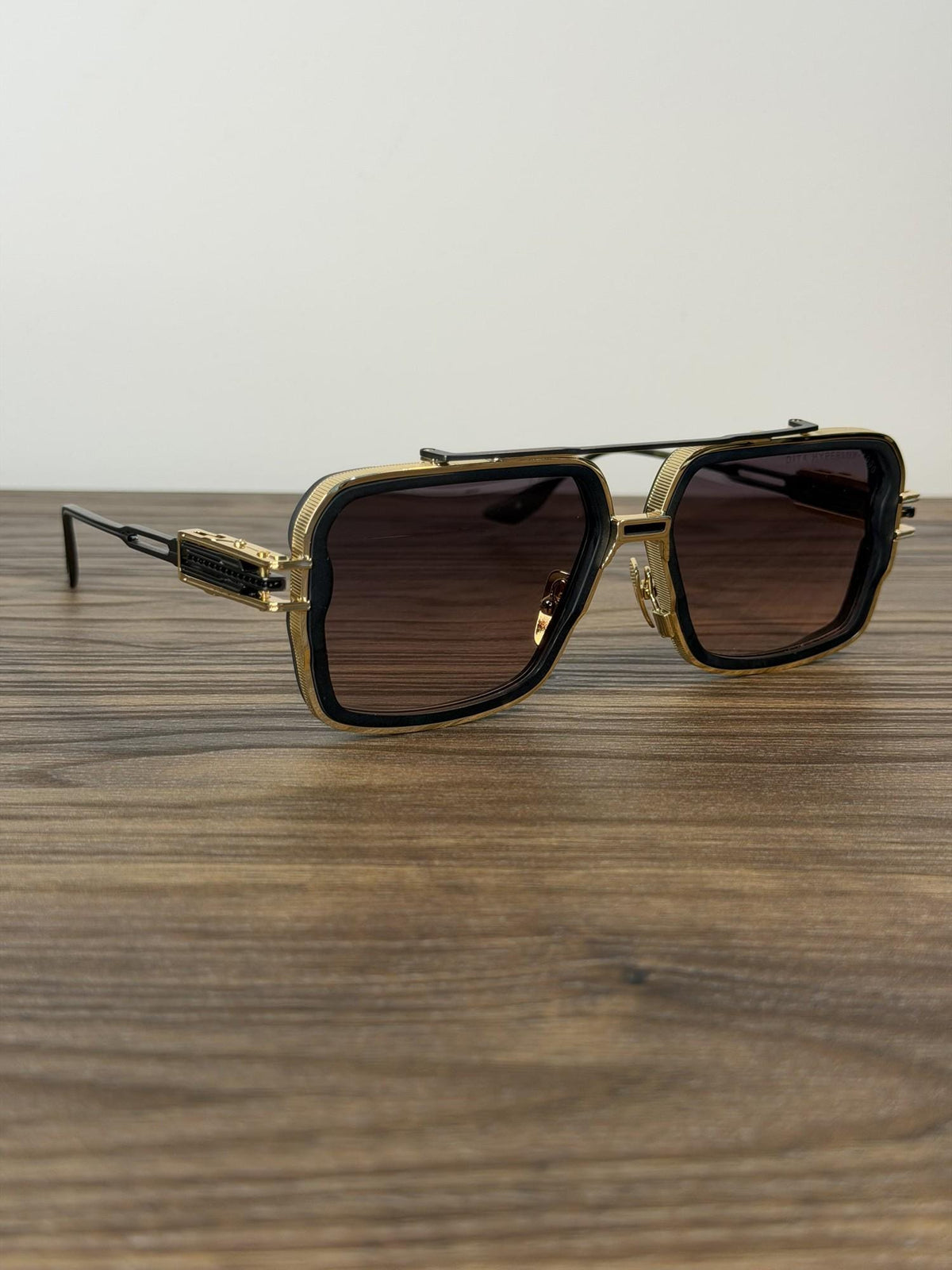 DITA Squared Aviator Hyperlux-1000 DTS470 Sunglasses – Matte Black, Gold Rivets