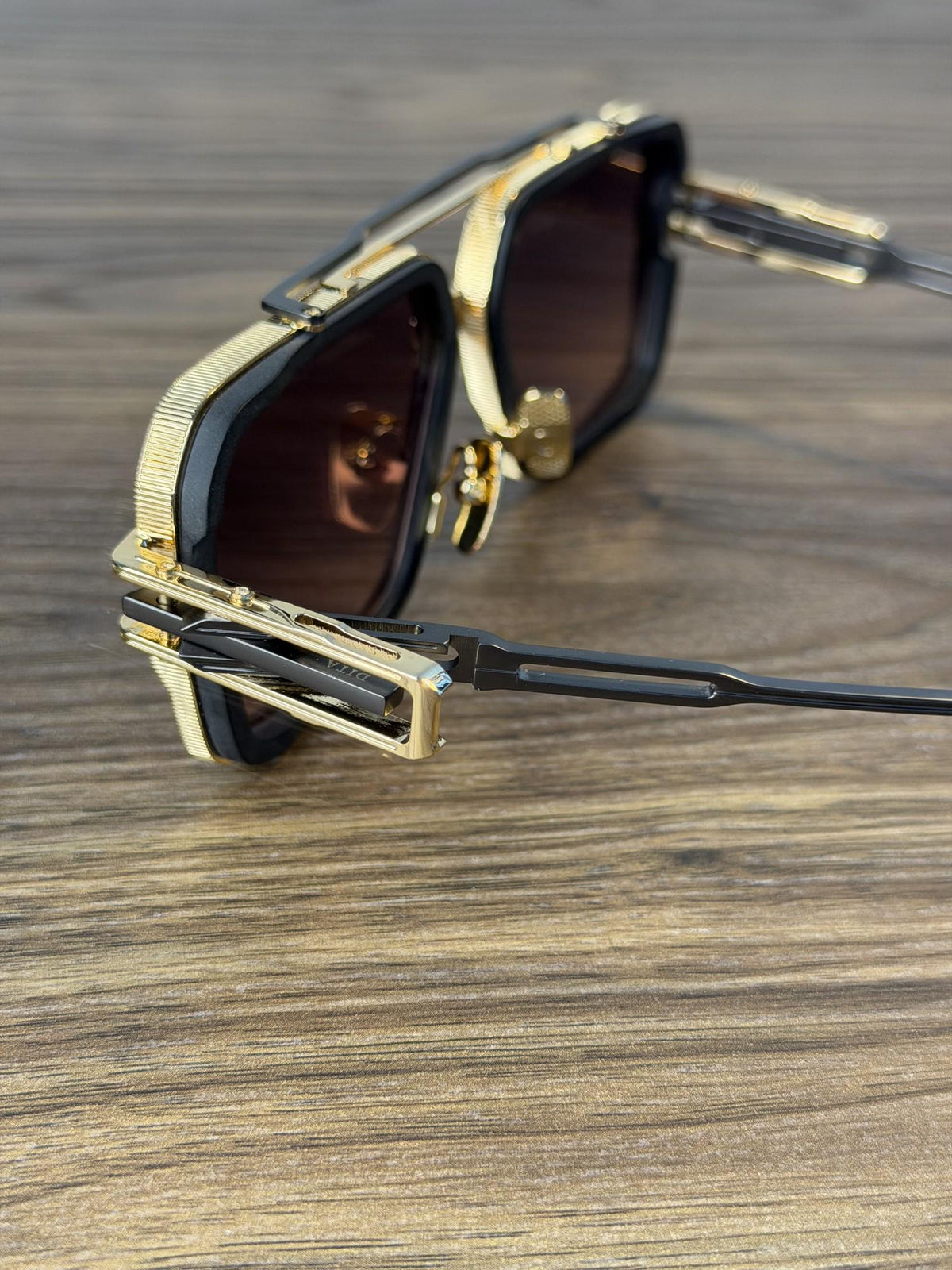 DITA Squared Aviator Hyperlux-1000 DTS470 Sunglasses – Matte Black, Gold Rivets