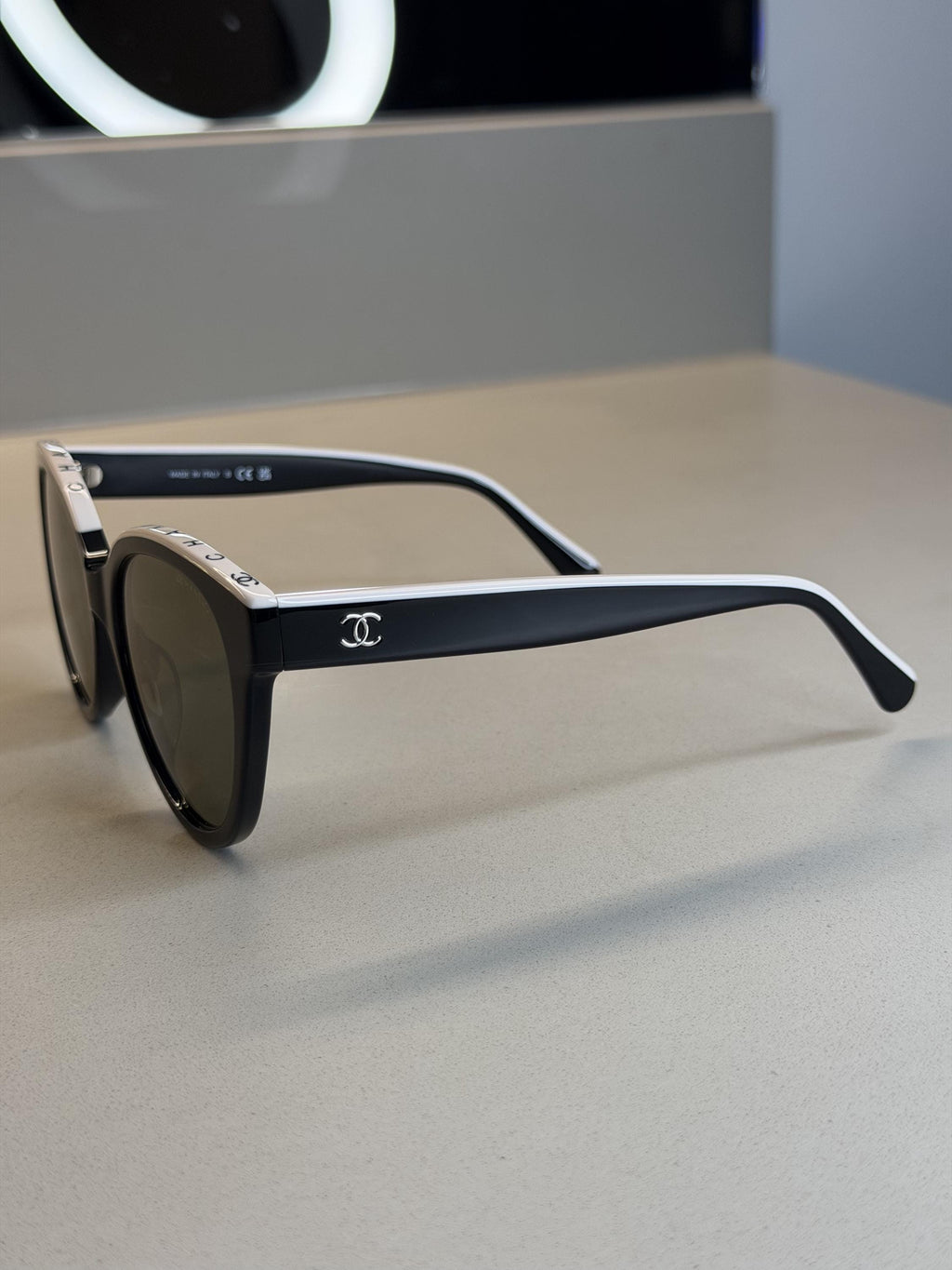 Chanel 5414 Sunglasses – Black / White