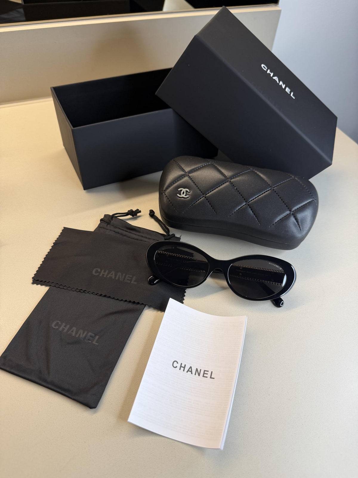 Chanel 5515 Sunglasses – Gold/ BlackGradient