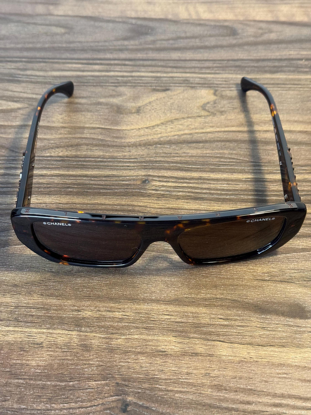 Chanel Cat-Eye Sunglasses – Dark Tortoiseshell