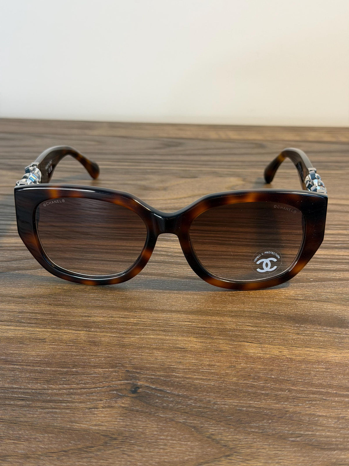 Chanel Oversized Round Cat-Eye Sunglasses – Tortoiseshell Crystal