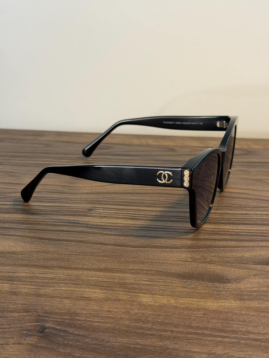 Chanel Sunglasses – Black / White pearls